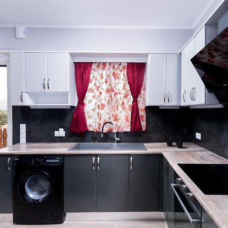 Alexandros Home Agioi Deka  Luaran gambar